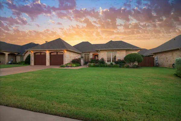 1608 Ridgewood Drive, Waco, TX 76710
