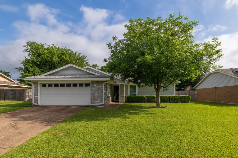 1309 Mercedes Street, Benbrook, TX 76126 - #3