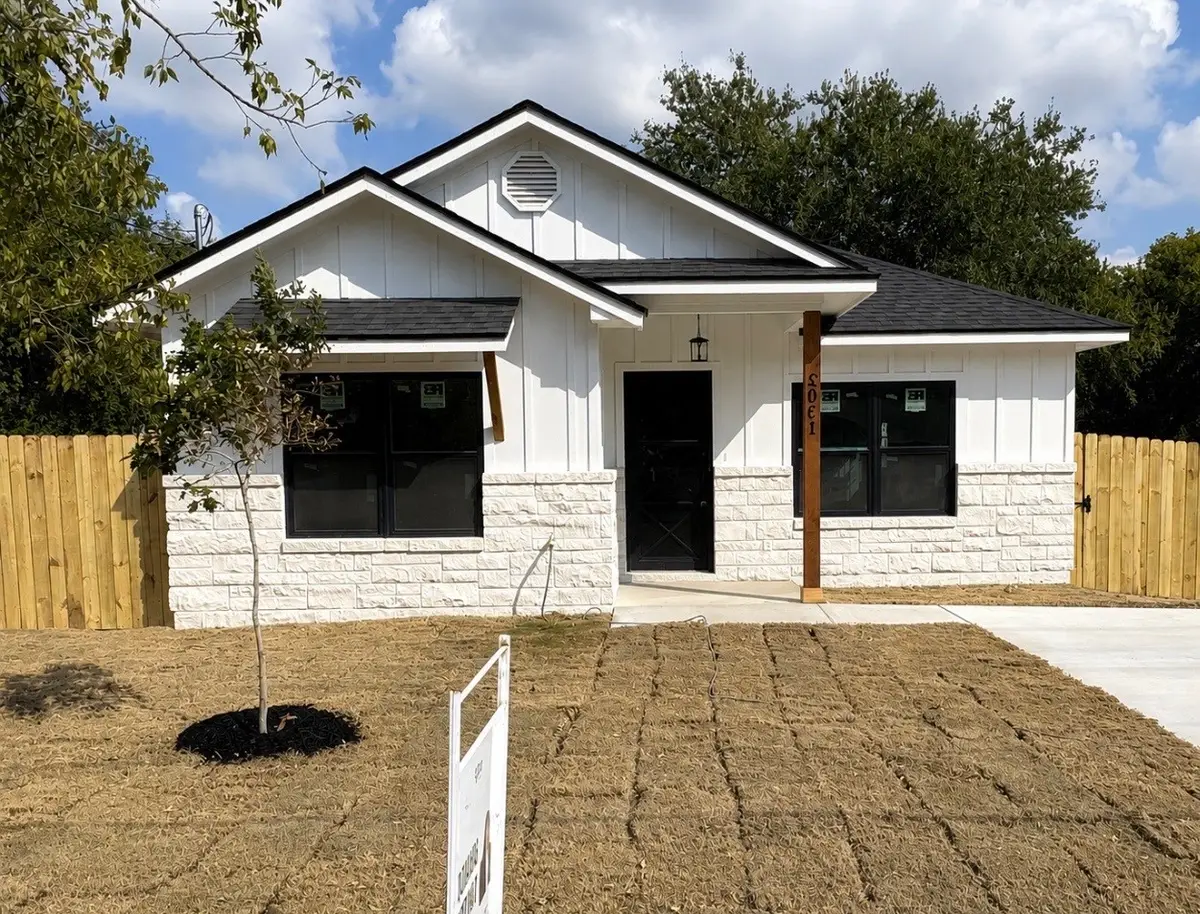 509 Judson Drive, Devine, TX 78016 - #1