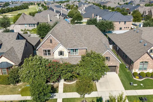 1305 5th Street, Argyle, TX 76226