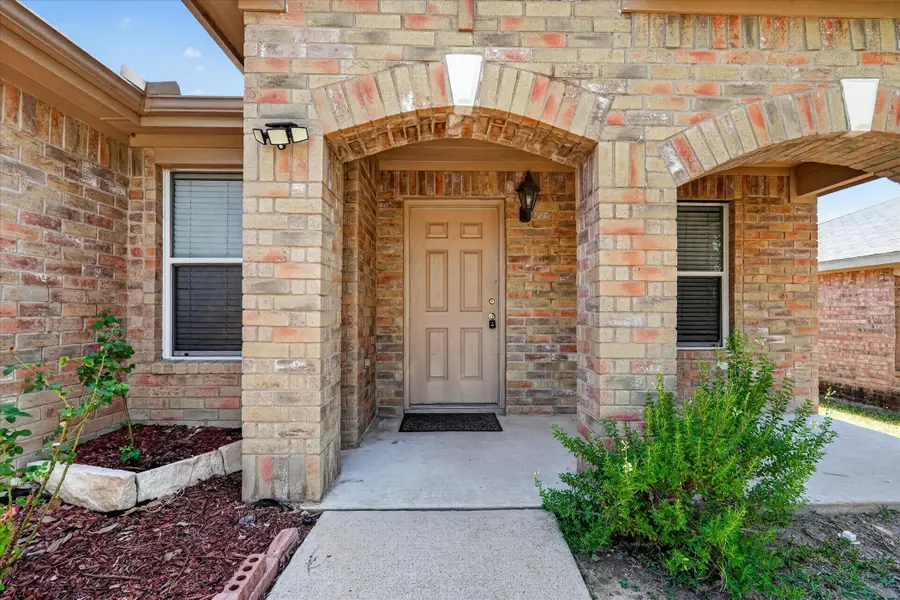 4008 Mantis Street, Fort Worth, TX 76106 - #3