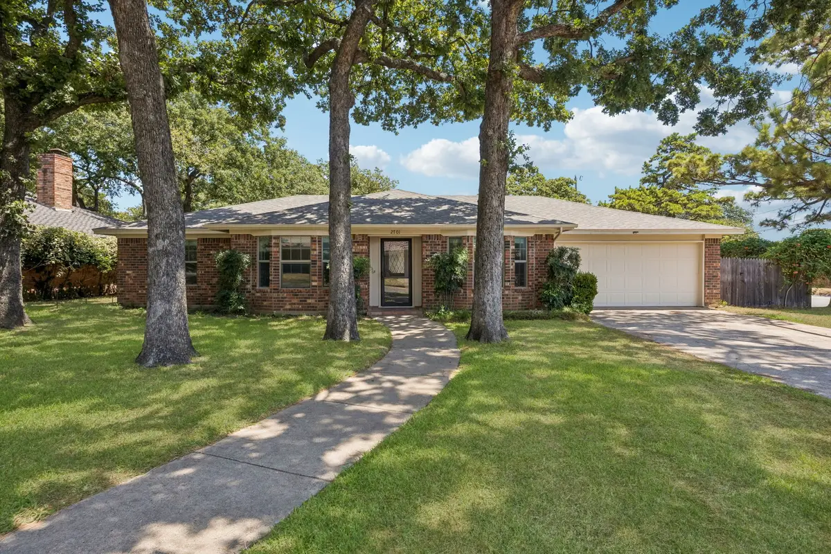 2701 Baldwin Drive, Arlington, TX 76012 - #1