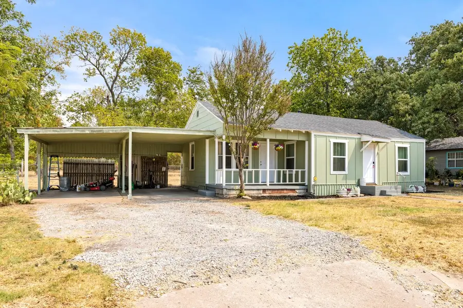 207 E 4th Street, Weatherford, TX 76086 - #2