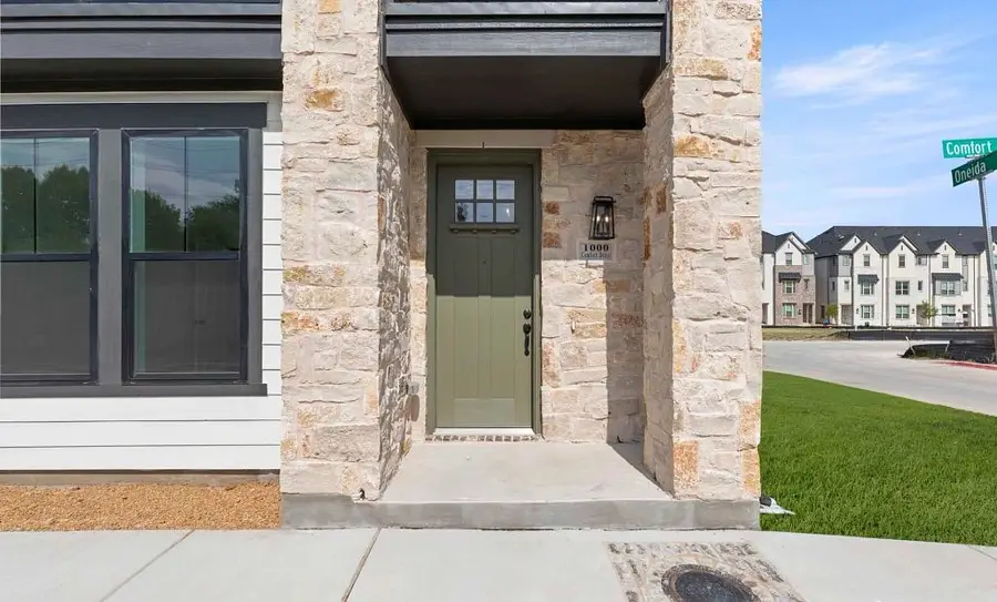 1000 Comfort Drive, Plano, TX 75075 - #3