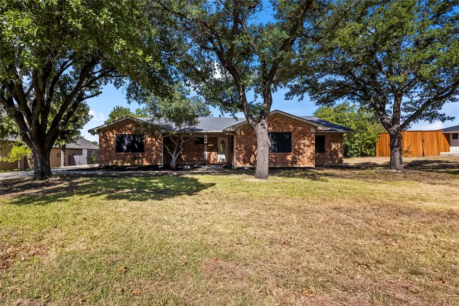 909 Robertson Road, Grand Prairie, TX 75050 - #2