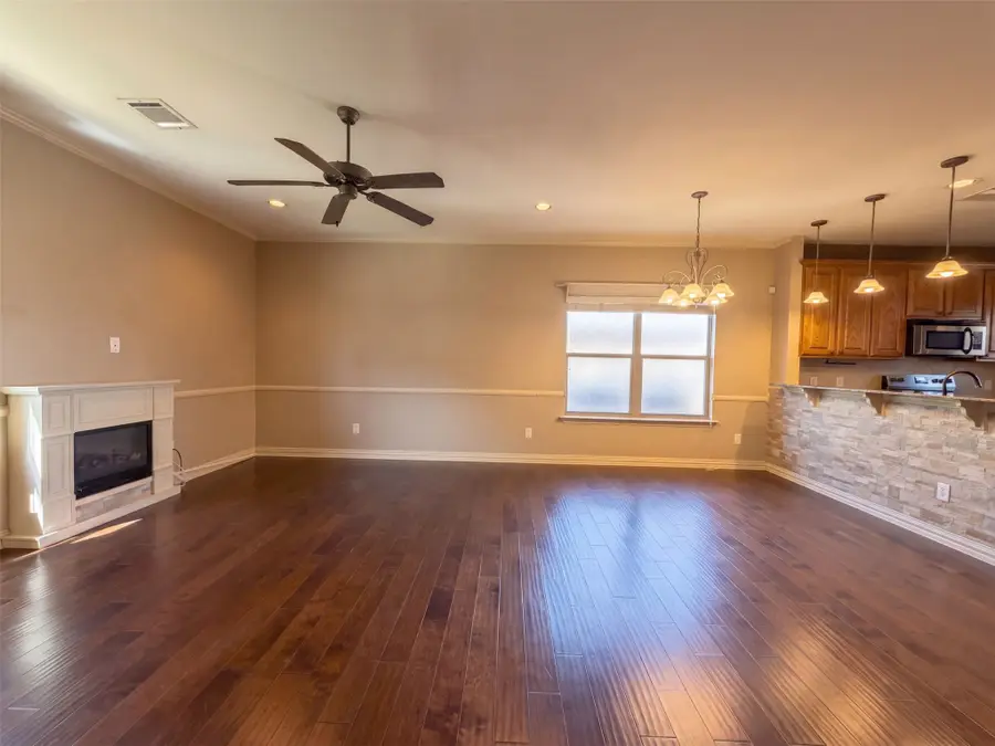 5107 Chesterfield Place, Arlington, TX 76017 - #3