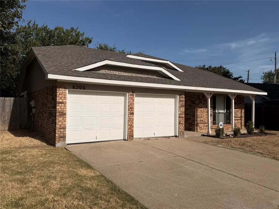 6206 Fernwood Drive, Arlington, TX 76001 - #3