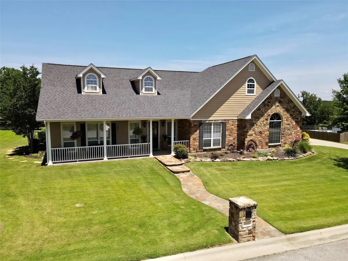 1602 Jefferson Street, Bowie, TX 76230 - #1