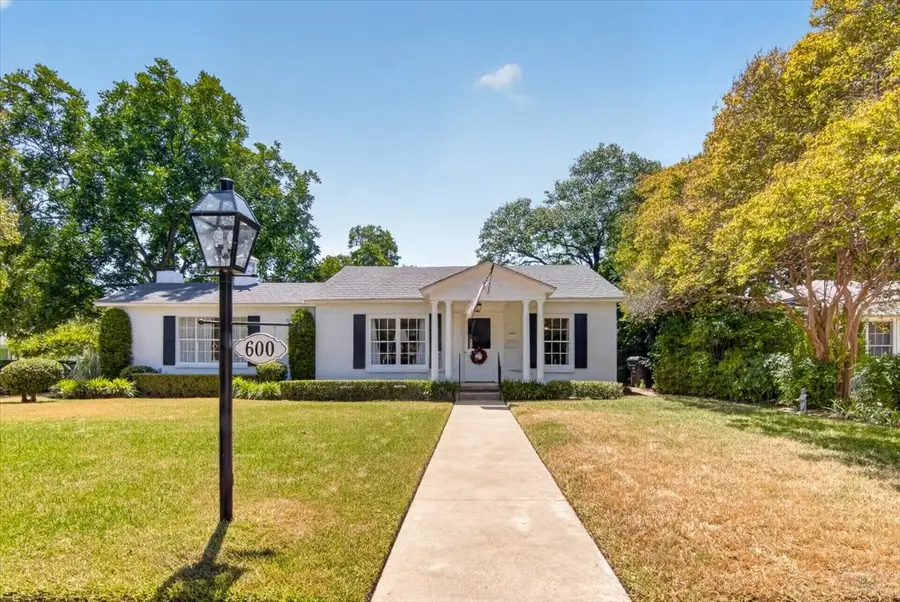 600 N 33 Street, Waco, TX 76707 - #2