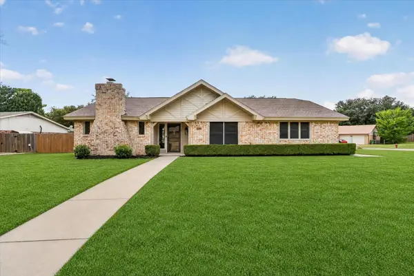 5817 Stone Drive, North Richland Hills, TX 76180