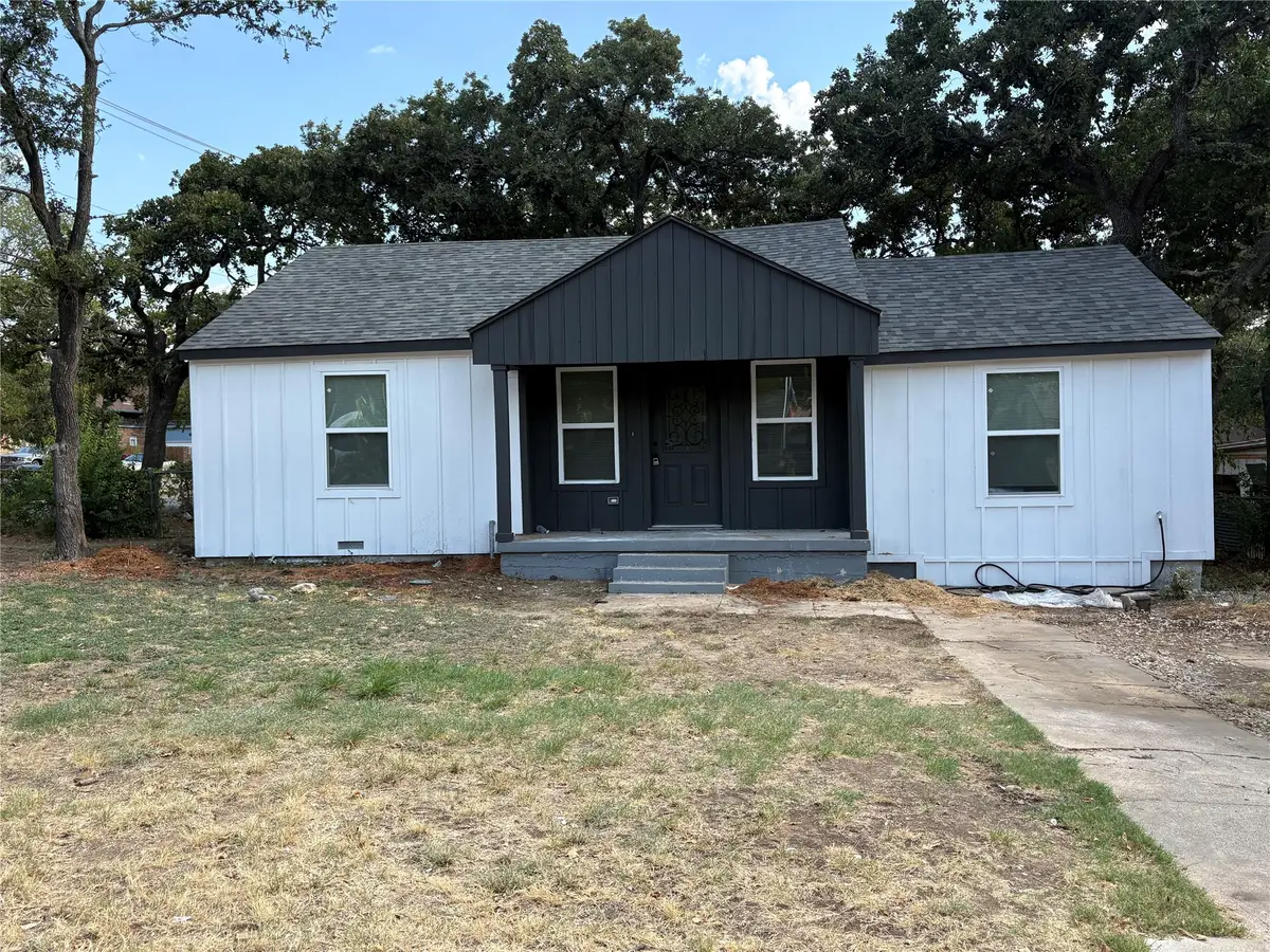5536 Greenlee Street, Fort Worth, TX 76112 - #1