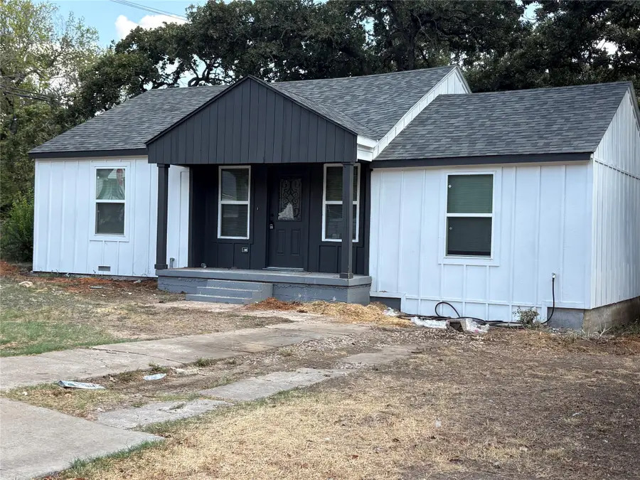 5536 Greenlee Street, Fort Worth, TX 76112 - #3