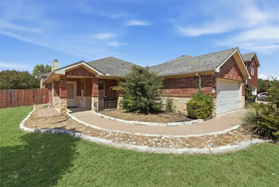1104 Deedee Creek Drive, Euless, TX 76040 - #2