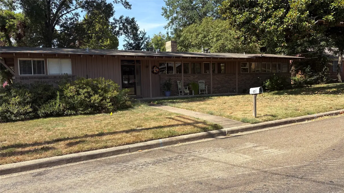 306 E Pine, Winnsboro, TX 75494 - #1
