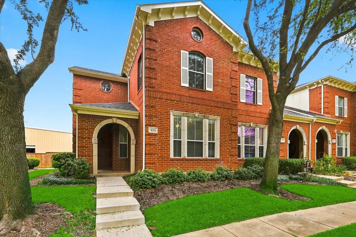 424 Legends Drive, Lewisville, TX 75057 - #1