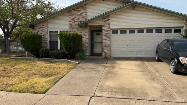 3832 Mulberry Lane, Bedford, TX 76021