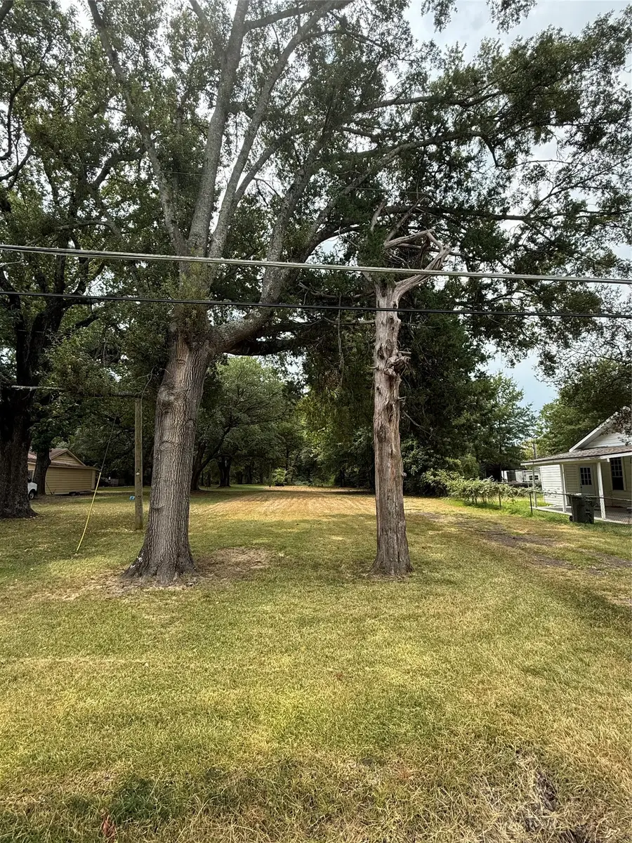 3015 Standard Oil Road, Shreveport, LA 71108 - #2