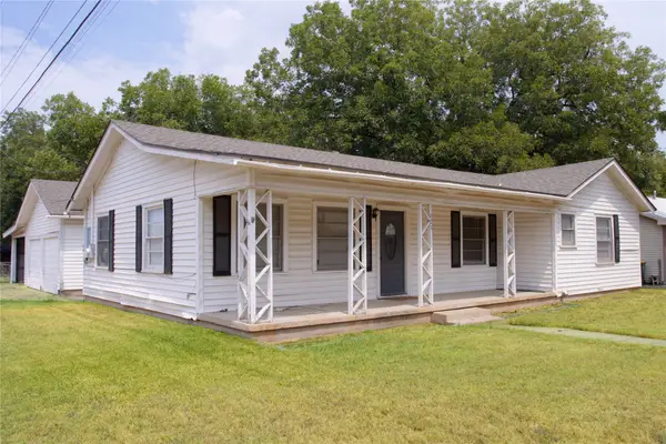 101 Easy Street, Valley Mills, TX 76689