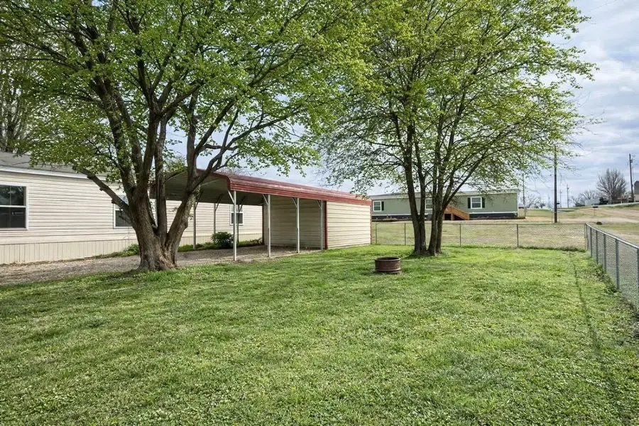 750 Waterfront Row, Quitman, TX 75783 - #2
