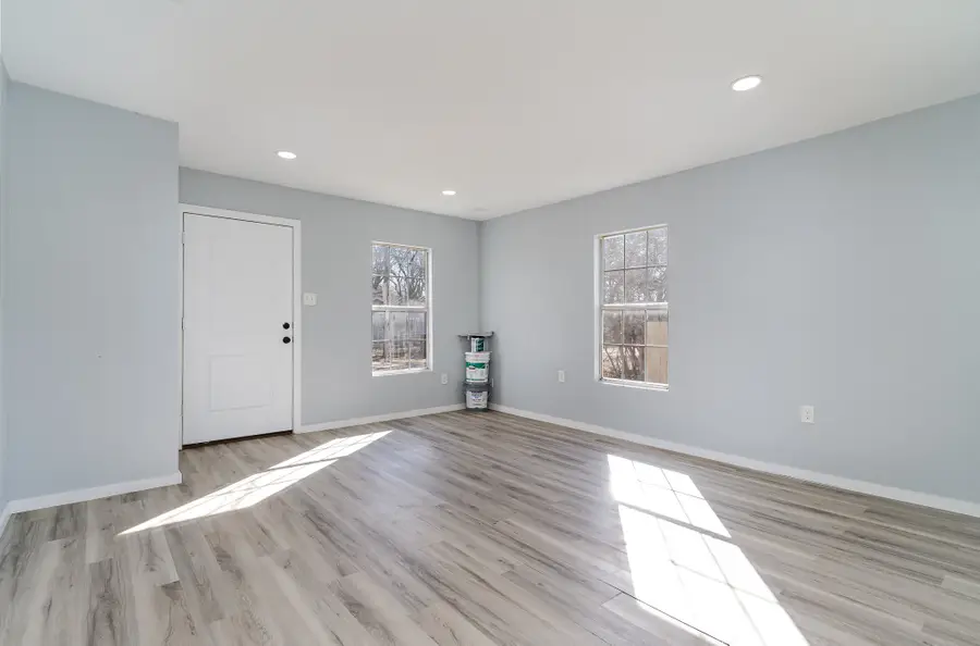 4739 Stokes Street, Dallas, TX 75216 - #2