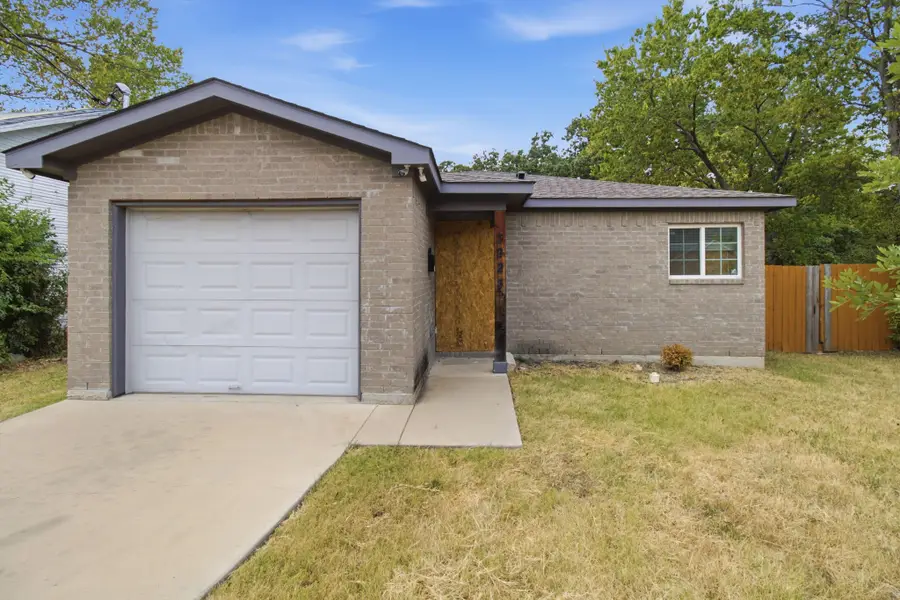 3923 Metropolitan Avenue, Dallas, TX 75210 - #2