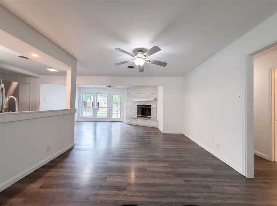 1805 Brookview Drive, Arlington, TX 76010 - #3
