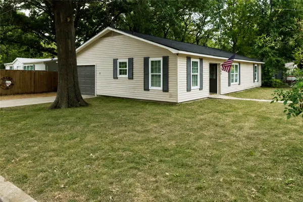 300 Broadway Street, Whitesboro, TX 76273