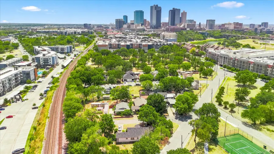 1109 Nowlin Street, Fort Worth, TX 76102 - #2