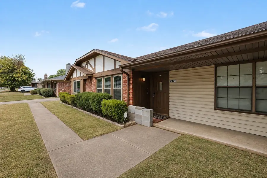 2926 Hilltop Drive, Euless, TX 76039 - #3
