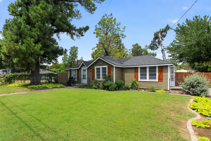 2811 Springdale Road, Fort Worth, TX 76111 - #2