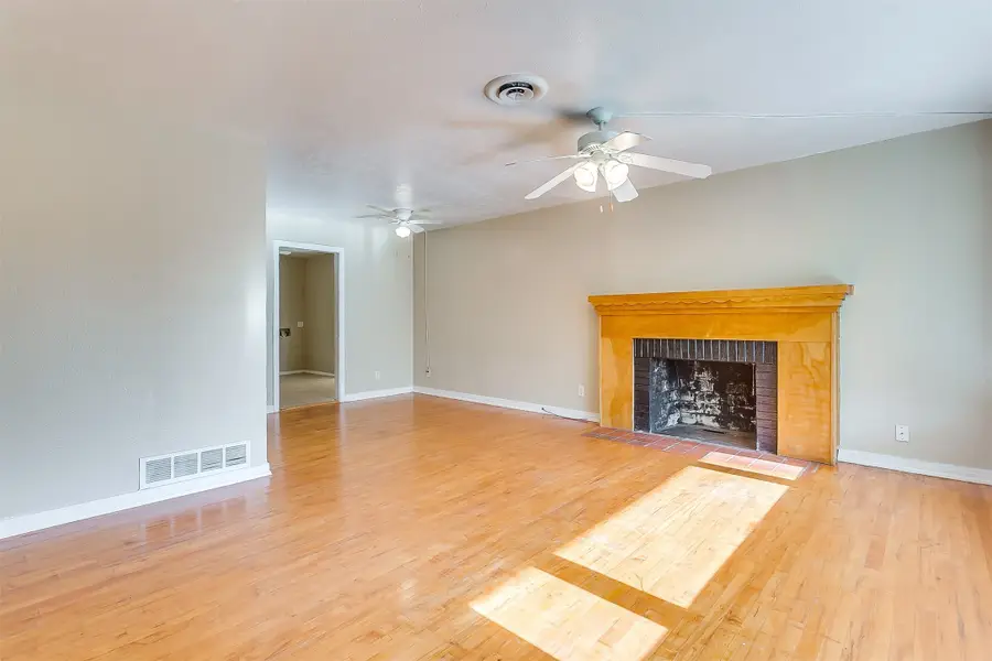3928 Winfield Avenue, Fort Worth, TX 76109 - #3