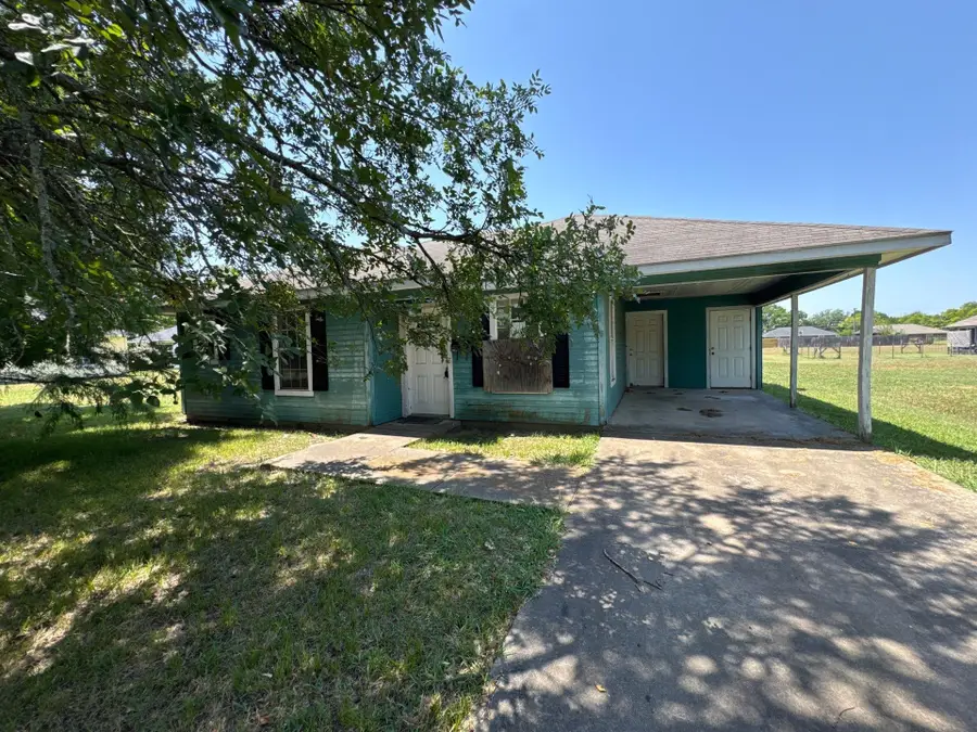 605 Oldham Street, Bonham, TX 75418 - #3