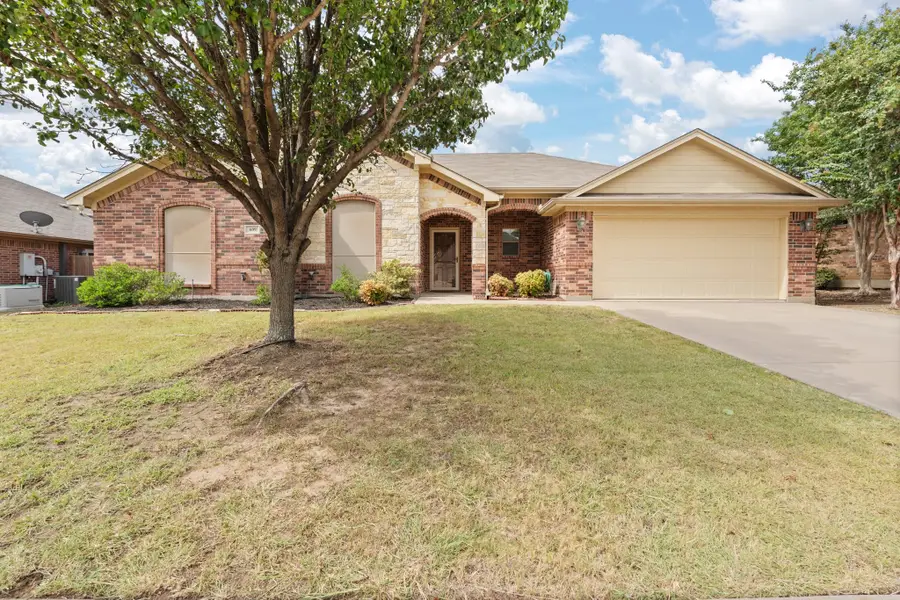 609 Jeffdale Drive, Burleson, TX 76028 - #2