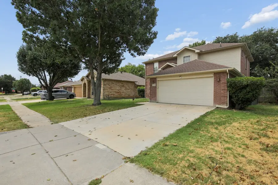 3039 Bosswood Court, Grand Prairie, TX 75052 - #2