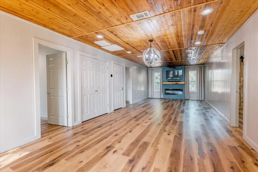 421 N Lazy Bend Road, Millsap, TX 76066 - #3