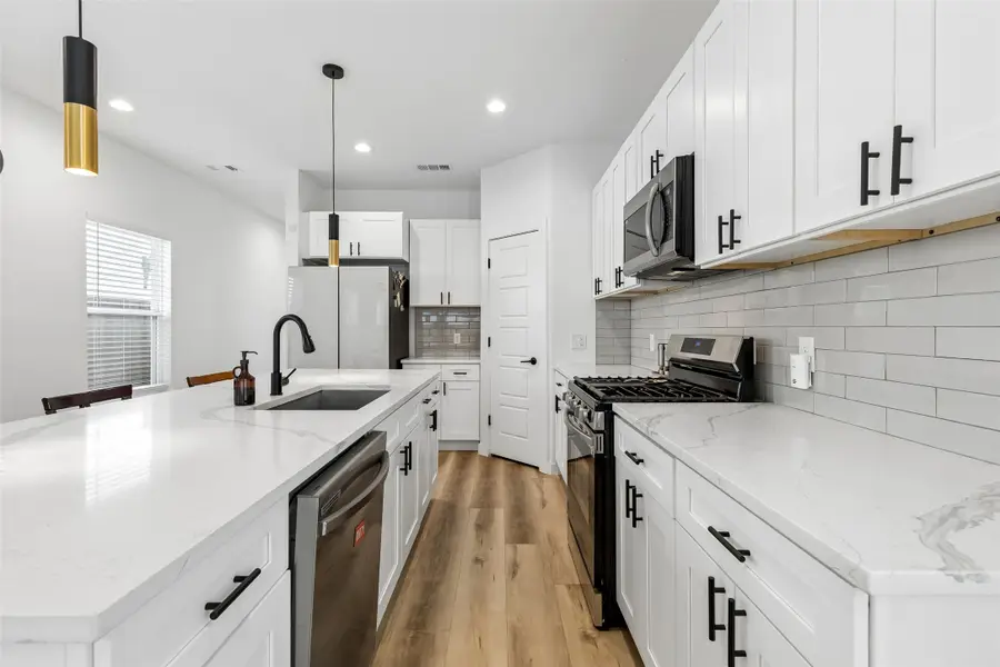 2225 Bethurum Avenue, Dallas, TX 75215 - #3