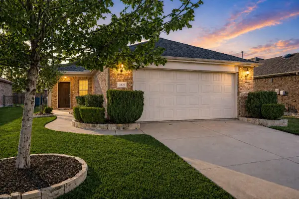 2325 Beachfront Drive, Frisco, TX 75036