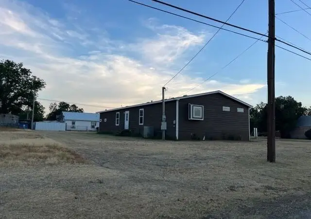 209 N Avenue C, Knox City, TX 79529 - #2
