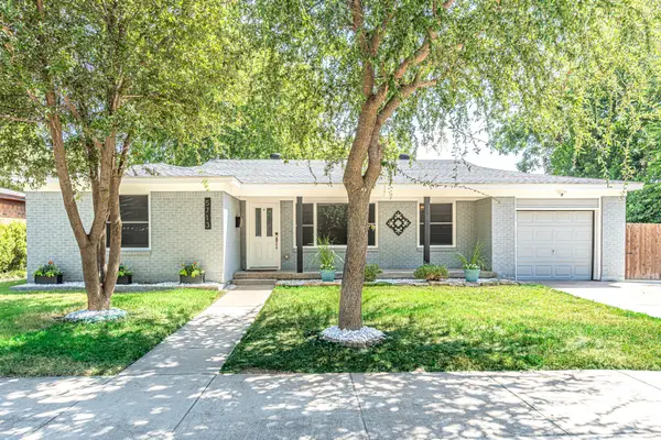 5713 Tracyne Drive, Westworth Village, TX 76114