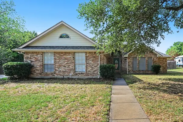 110 Mill Creek Lane, Weatherford, TX 76087