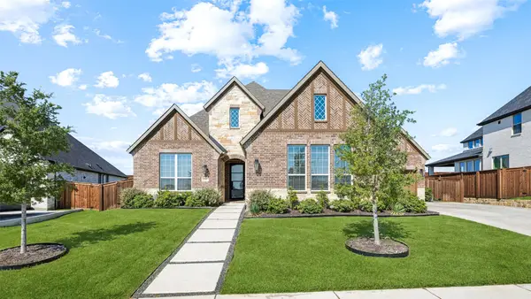 1806 Farmstead Road, Mansfield, TX 76063