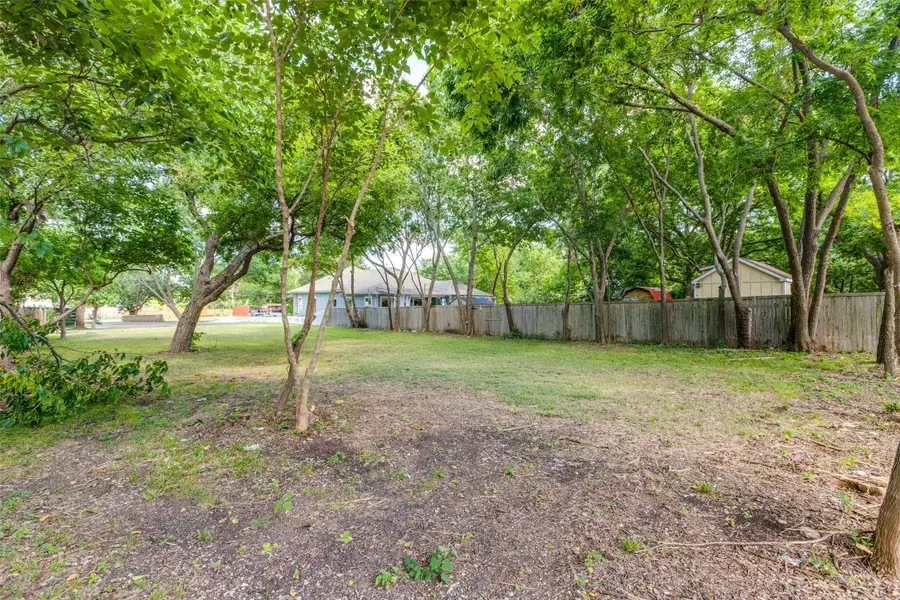 605 N Kentucky Street, McKinney, TX 75069 - #2