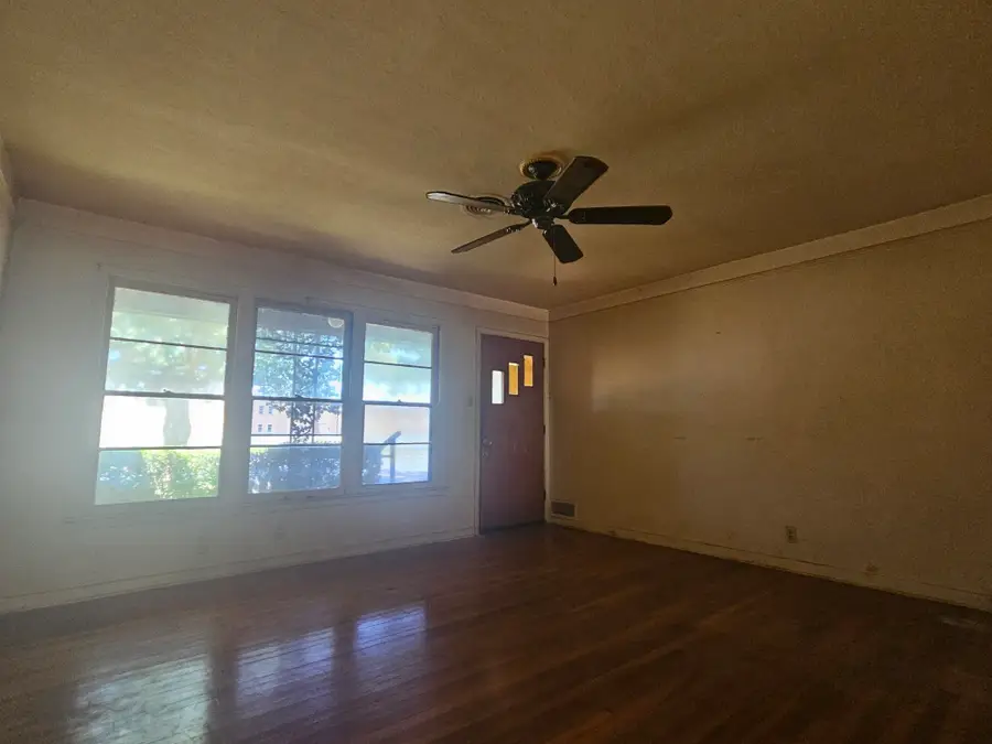 540 Harrison Lane, Hurst, TX 76053 - #2