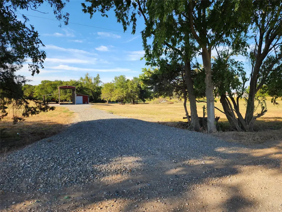 250 County Road 4140, Bonham, TX 75418 - #2