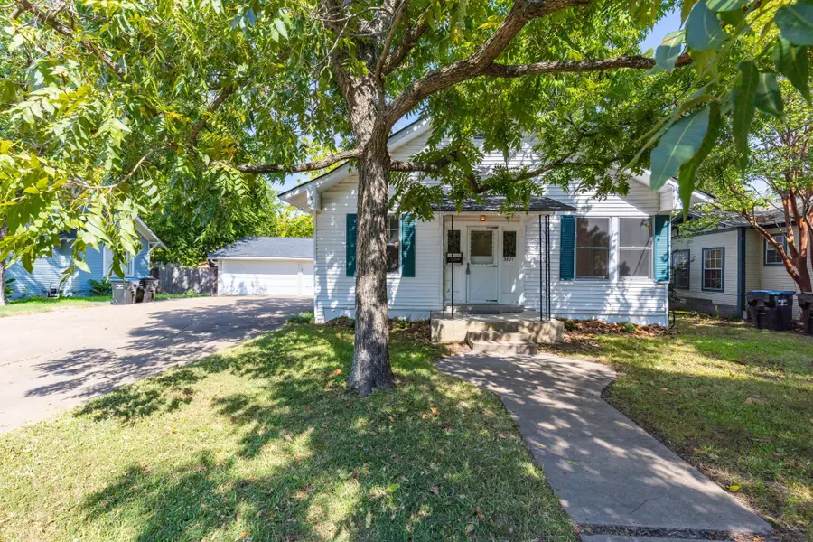 3821 Pine Street, Greenville, TX 75401 - #2