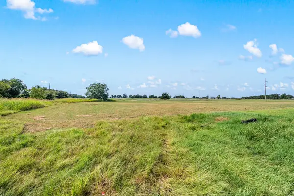 836 County Road 1895, Sunset, TX 76270