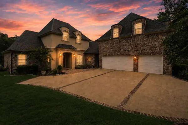 1170 Waters Edge Circle, Shreveport, LA 71106
