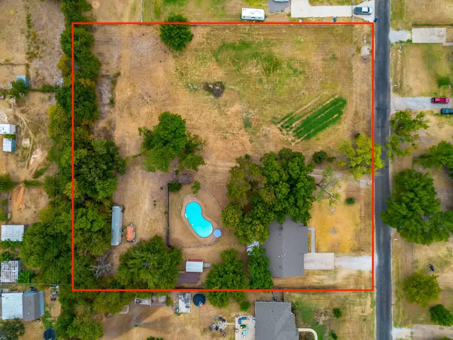 1816 Glendale Drive, Sanctuary, TX 76020 - #3