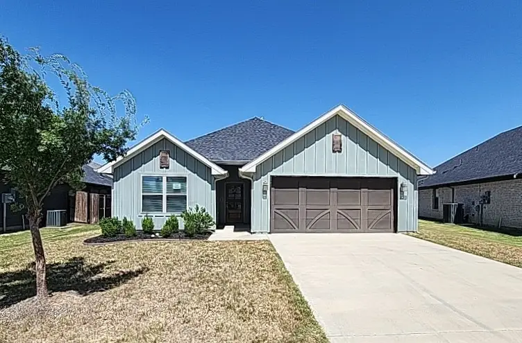 905 Rodgers Avenue, Godley, TX 76044 - #1