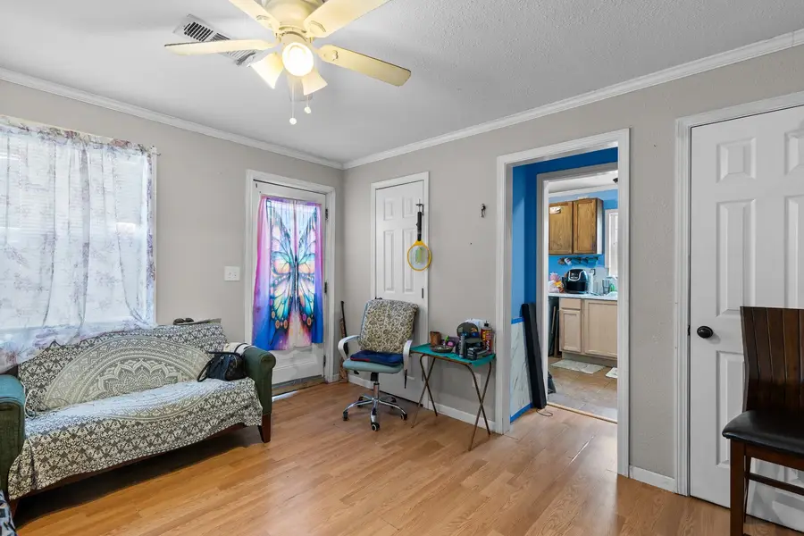 1412 Oaklawn Street, Bellmead, TX 76705 - #2